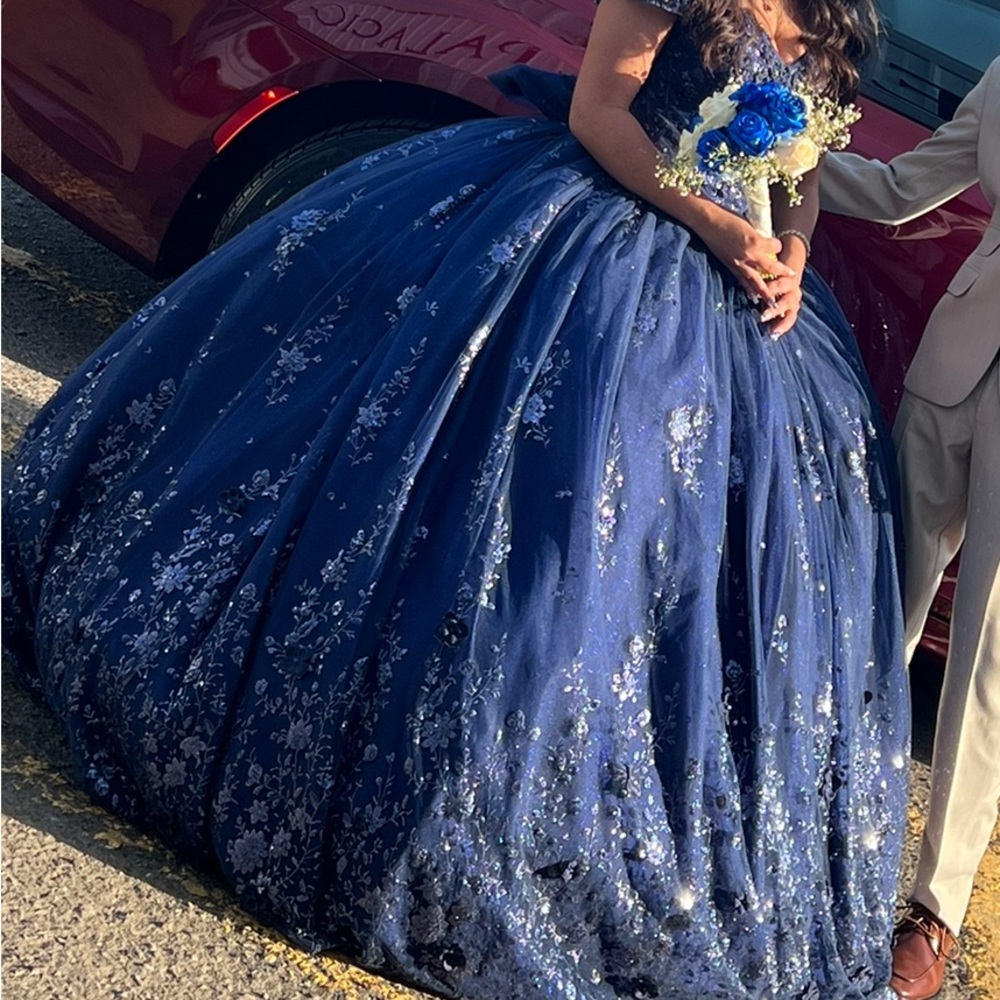 Quinceañera Navy blue dress - Picture 5 of 15